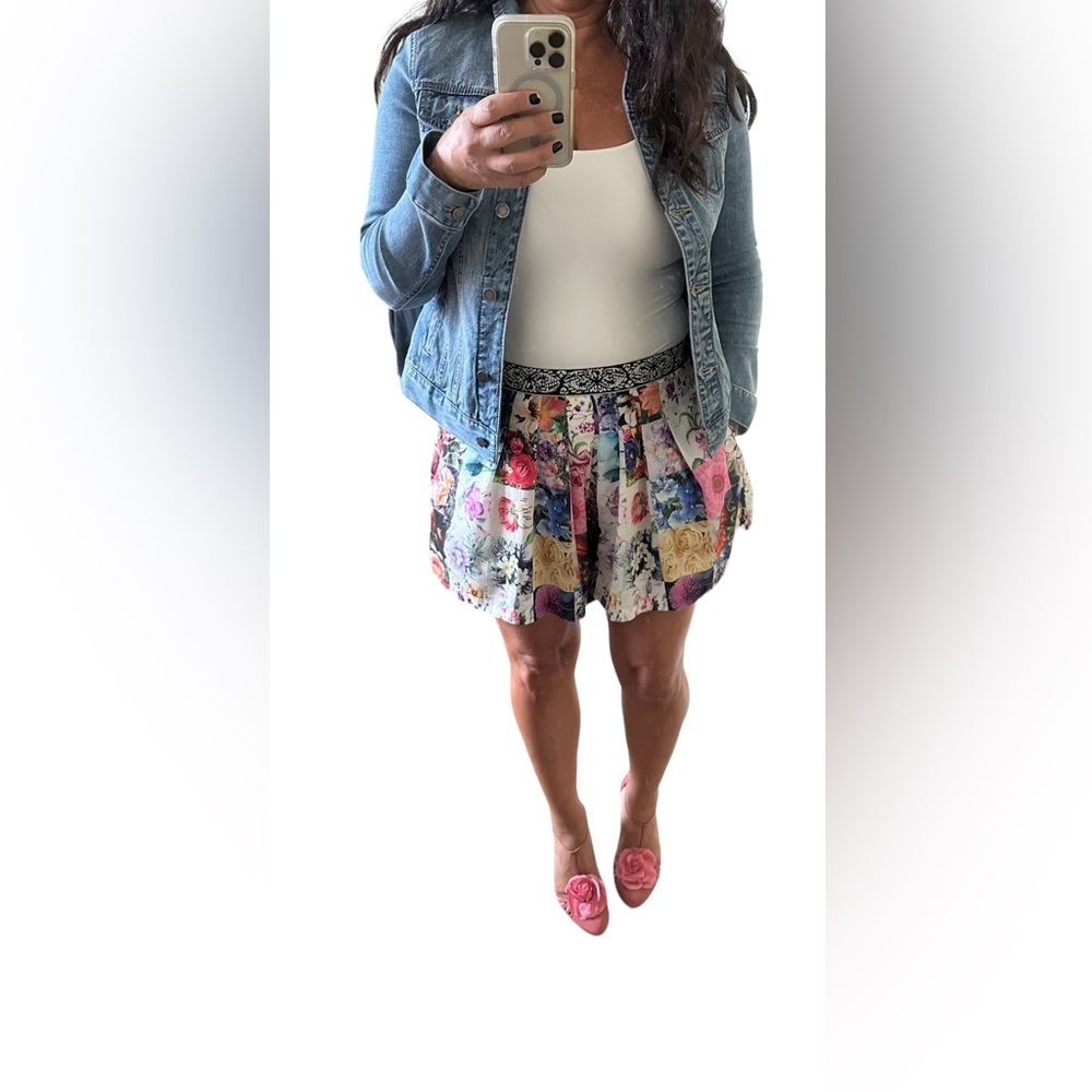 Anthropologie Ranna Gill Colorful High Rise Floral Wide Flowy Short Size 8